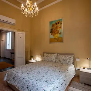 Guest house Urban Nest ~, Florence