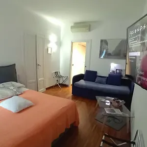 ** Frühstückspension Room Inn Italien